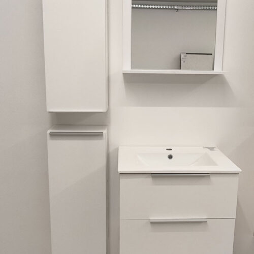 Kupaonska garnitura viseća Bijela 60